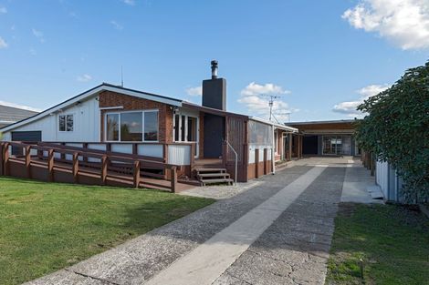 Photo of property in 14 Kamahi Place, Pukehangi, Rotorua, 3015