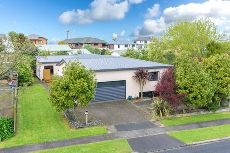 Photo of property in 11 Moreland Avenue, Pukete, Hamilton, 3200