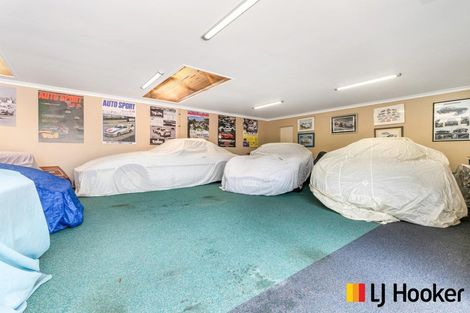 Photo of property in 31 Church Road, Ardmore, Papakura, 2582