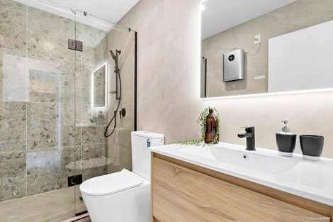 Photo of property in 67b Aramoana Avenue, Devonport, Auckland, 0624