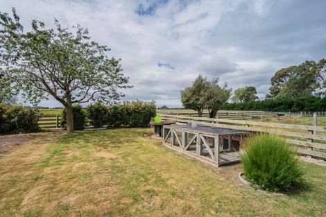 Photo of property in 871 Arowhenua Road, Kerrytown, Timaru, 7974