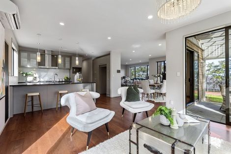 Photo of property in 33 Kilkelly Avenue, Pinehill, Auckland, 0632