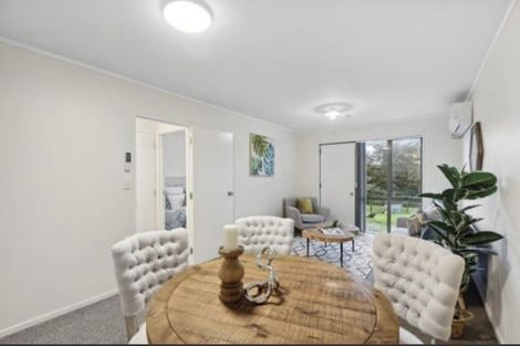 Photo of property in 11/12 Blueridge Close, Sunnyvale, Auckland, 0612