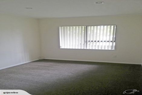 Photo of property in 10 Norval Road, Henderson, Auckland, 0610