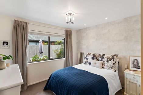 Photo of property in 19a Clipper Place, Redwood, Christchurch, 8051