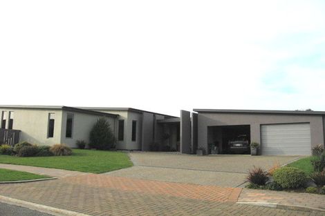 Photo of property in 44 Glenroy Park Drive, Waikiwi, Invercargill, 9810