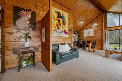 Photo of property in 10 Utuhina Road, Springfield, Rotorua, 3015