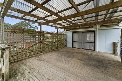 Photo of property in 21 York Place, Cannons Creek, Porirua, 5024