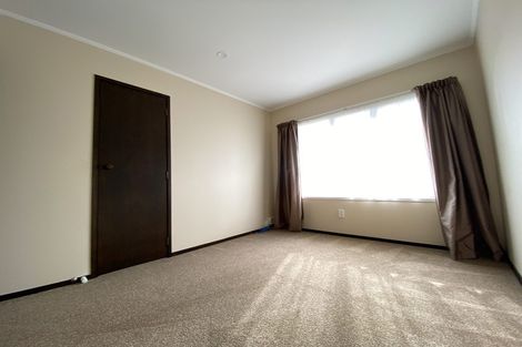 Photo of property in 1/150a Prince Regent Drive, Half Moon Bay, Auckland, 2012