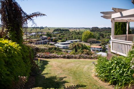 Photo of property in 1/5 Sylvia Place, Acacia Bay, Taupo, 3330