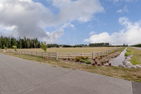 Photo of property in 925a Sandy Knolls Road, West Melton, 7671