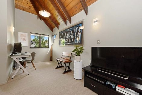 Photo of property in 105 Aberdeen Drive, Dinsdale, Hamilton, 3204