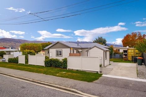 Photo of property in 13 Ray Street, Cromwell, 9310