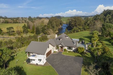 Photo of property in 135a Mclaren Falls Road, Omanawa, Tauranga, 3171