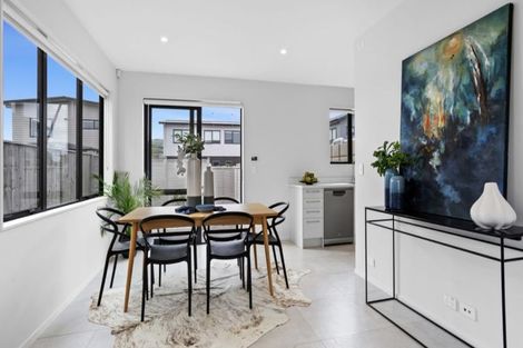 Photo of property in 9 Adlam Lane, Takanini, 2112