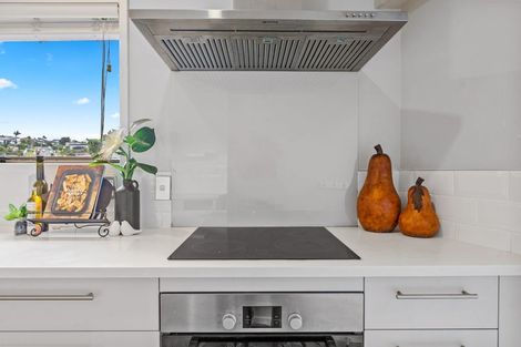 Photo of property in 1/32 Prospect Terrace, Pukekohe, 2120