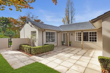 Photo of property in 6 Tuirau Place, Ilam, Christchurch, 8041