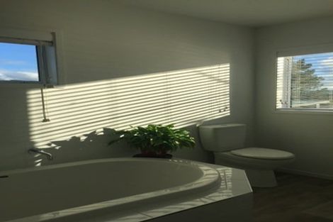 Photo of property in 6a Manukau Road, Raglan, 3225