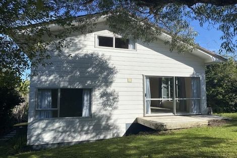 Photo of property in 4a Lavery Place, Sunnynook, Auckland, 0632