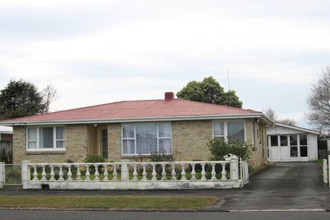 Photo of property in 8 Dalesford Street, Silverdale, Hamilton, 3216