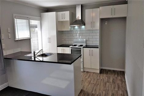 Photo of property in 6 Electra Place, Mangere, Auckland, 2022