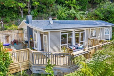 Photo of property in 54 Jocelyn Crescent, Pinehaven, Upper Hutt, 5019