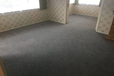 Photo of property in 1/28 Sequoia Place, Sunnynook, Auckland, 0620