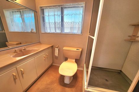 Photo of property in 35 Orangewood Drive, Northpark, Auckland, 2013