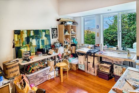 Photo of property in 98 Motuhara Road, Plimmerton, Porirua, 5026