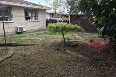 Photo of property in 2/3 Binstead Place, Avondale, Christchurch, 8061