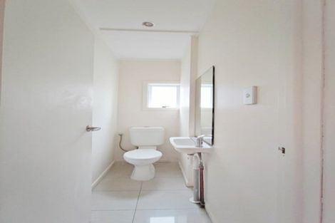 Photo of property in 352 Lake Road, Takapuna, Auckland, 0622