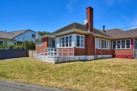 Photo of property in 72 Witako Street, Epuni, Lower Hutt, 5011