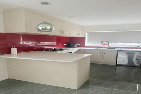 Photo of property in 24 Dolbel Place, Mangere East, Auckland, 2024
