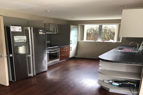 Photo of property in 14a Bracken Road, Newlands, Wellington, 6037