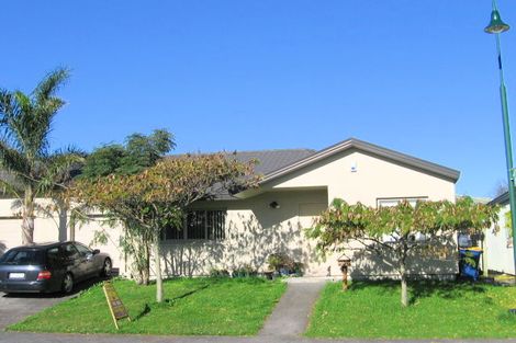 Photo of property in 9 Neta Grove, Henderson, Auckland, 0612