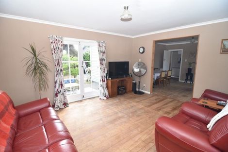 Photo of property in 493 High Street South, Carterton, 5713