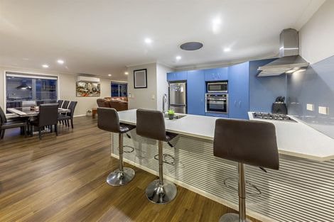 Photo of property in 43 Mt Lebanon Crescent, The Gardens, Auckland, 2105