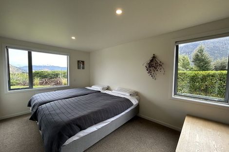 Photo of property in 3 Caithness Court, Jacks Point, Queenstown, 9371