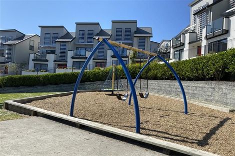 Photo of property in 40 Akeake Lane, Albany Heights, Auckland, 0632