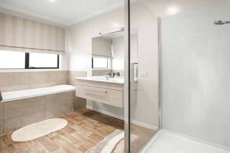 Photo of property in 12 Optimist Way, Whitby, Porirua, 5024