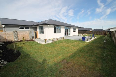 Photo of property in 107 Wingatui Road, Mosgiel, 9024