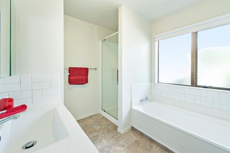 Photo of property in 61 Scarlet Oak Drive, West Melton, Christchurch, 7671