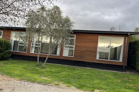 Photo of property in 16 Burgundy Drive, Martinborough, 5711