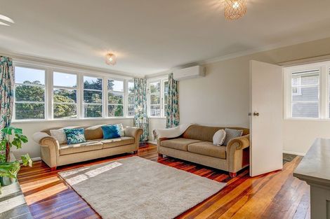 Photo of property in 88 Dimock Street, Titahi Bay, Porirua, 5022