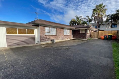 Photo of property in 2/10 Central Avenue, Papatoetoe, Auckland, 2025