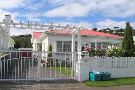 Photo of property in 13 Glamis Avenue, Strathmore Park, Wellington, 6022