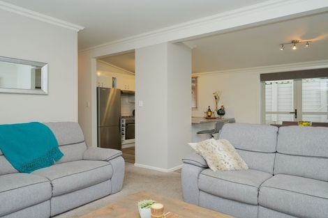 Photo of property in 79 Marion Street, Macandrew Bay, Dunedin, 9014