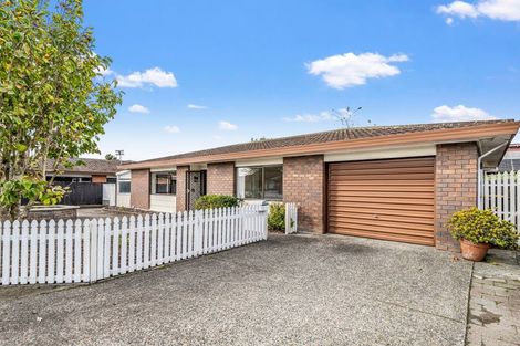 Photo of property in 6/39 Swanson Road, Henderson, Auckland, 0610