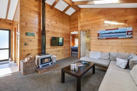 Photo of property in 3 Te Kuru Lane, Pukawa Bay, Turangi, 3381