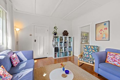 Photo of property in 16 Stark Street, Durie Hill, Whanganui, 4500